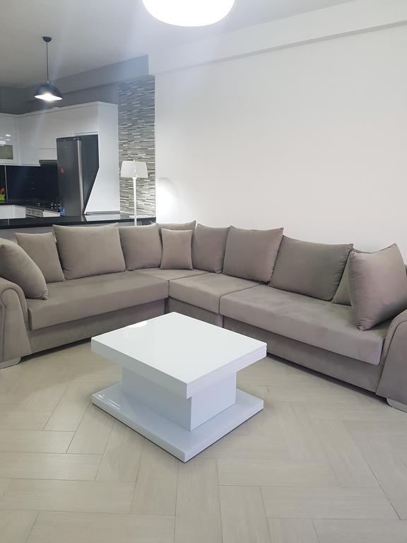 Modern Cozy Apartment Seaview Vlorë Екстериор снимка