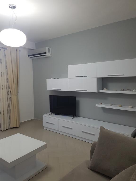 Modern Cozy Apartment Seaview Vlorë Екстериор снимка