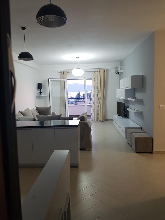 Modern Cozy Apartment Seaview Vlorë Екстериор снимка